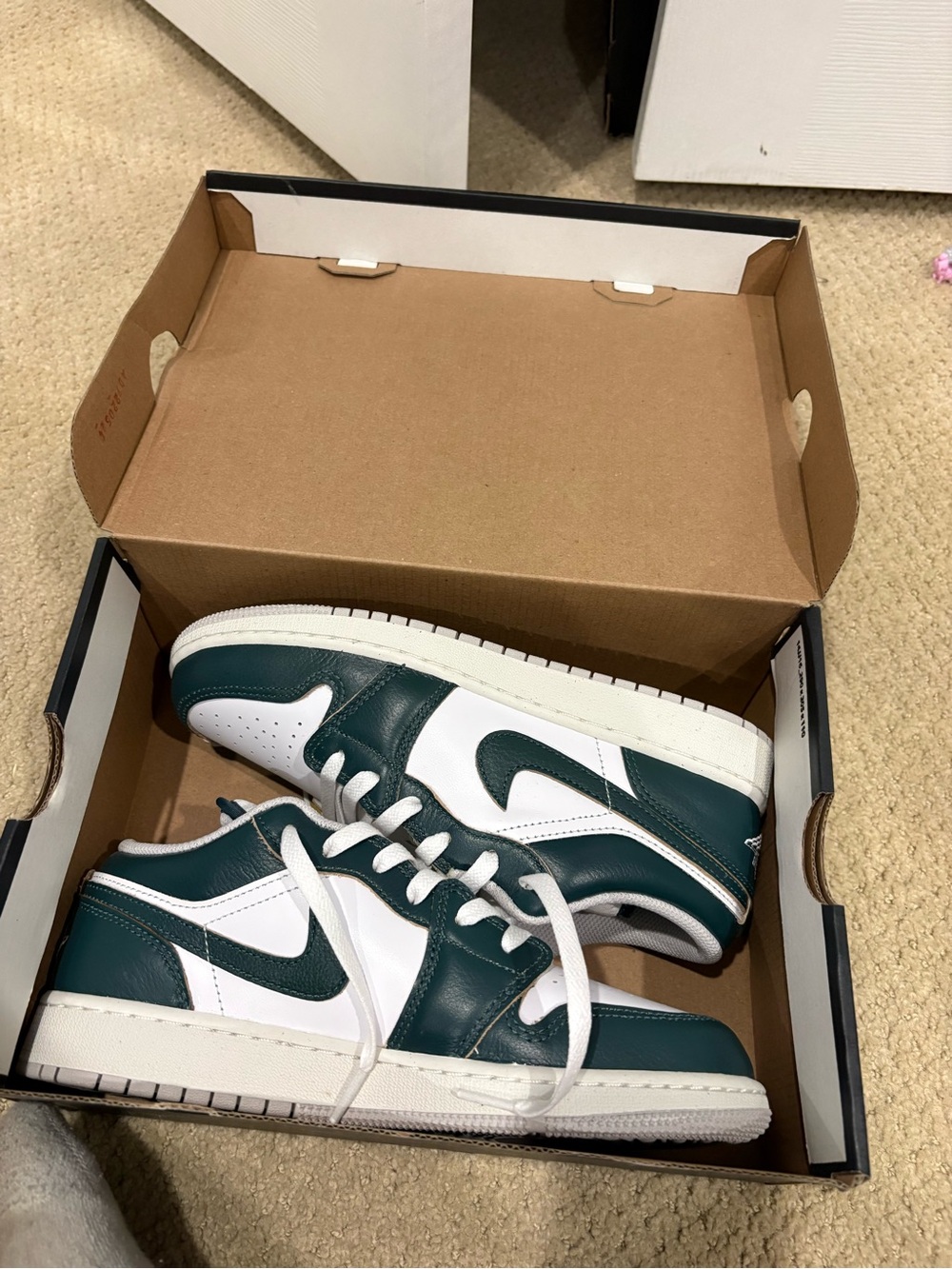 Jordan 1 low Se - Picture 4 of 4